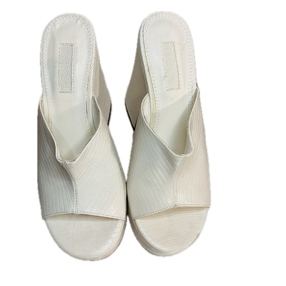 TOPSHOP RAMBLE PLATFORM BLOCK HEEL MULES IN OFF WHITE SIZE 6 - Picture 3 of 10